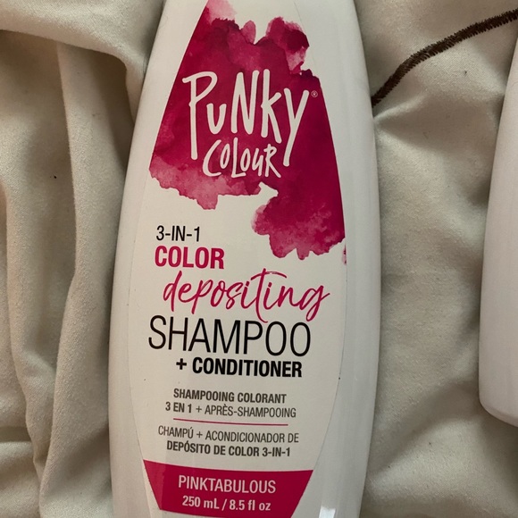 Hair Bundle 💇‍♀️ - Picture 2 of 7